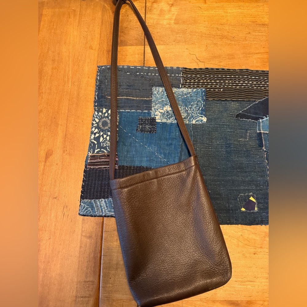 Aeta Brown Leather Shoulder Bag